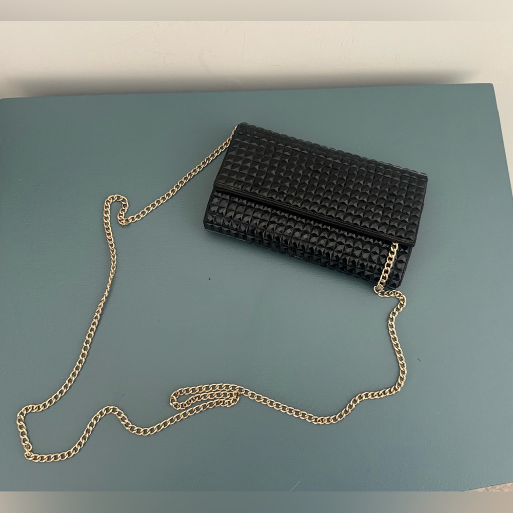Rhinestone clutch with removable gold chain